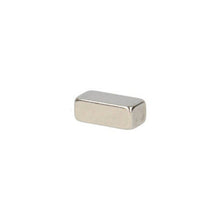 Aimant bloc en néodyme 8 x 4 x 3 mm N50 NiCuNi