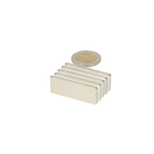 Neodymium Blokmagneet 40 x 15 x 3 mm N45 NiCuNi - Magnetenspecialist Import & Export B.V.