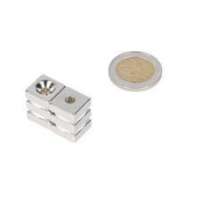 Neodymium Blokmagneet met boor-/verzinkgat 13,5 x 13,5 x 5 mm N48 NiCuNi Noord Pool - Magnetenspecialist Import & Export B.V.