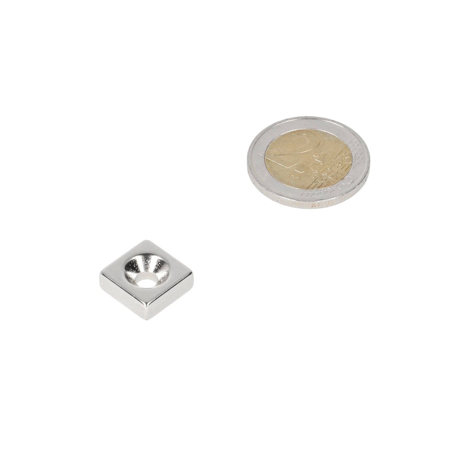 Neodymium Blokmagneet met boor-/verzinkgat 13,5 x 13,5 x 5 mm N48 NiCuNi Zuid Pool - Magnetenspecialist Import & Export B.V.