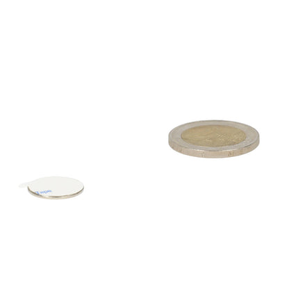 Neodymium Schijfmagneet Ø15 x 1,5 mm N45 NiCuNi zelfklevend - Magnetenspecialist Import & Export B.V.